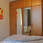 Inselblume 55 - In Der Strandburg Mit Hund Holiday home Burgtiefe auf Fehmarn