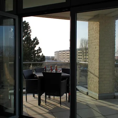 Nyaraló Inselblume 55 - In Der Strandburg Mit Hund *