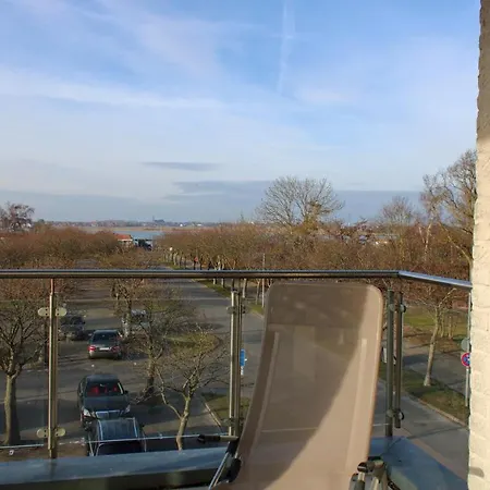 Nyaraló Inselblume 55 - In Der Strandburg Mit Hund