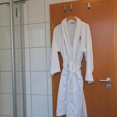 Inselblume 55 - In Der Strandburg Mit Hund בית נופש