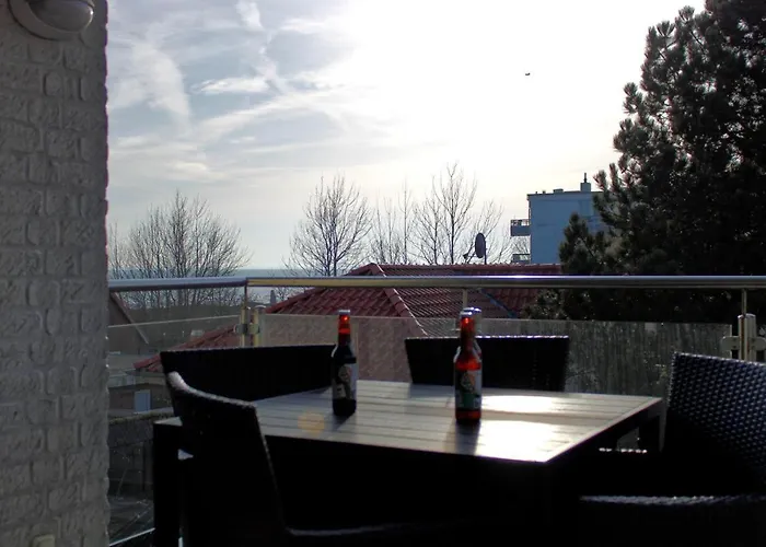 Vakantiehuis Inselblume 55 - In Der Strandburg Mit Hund